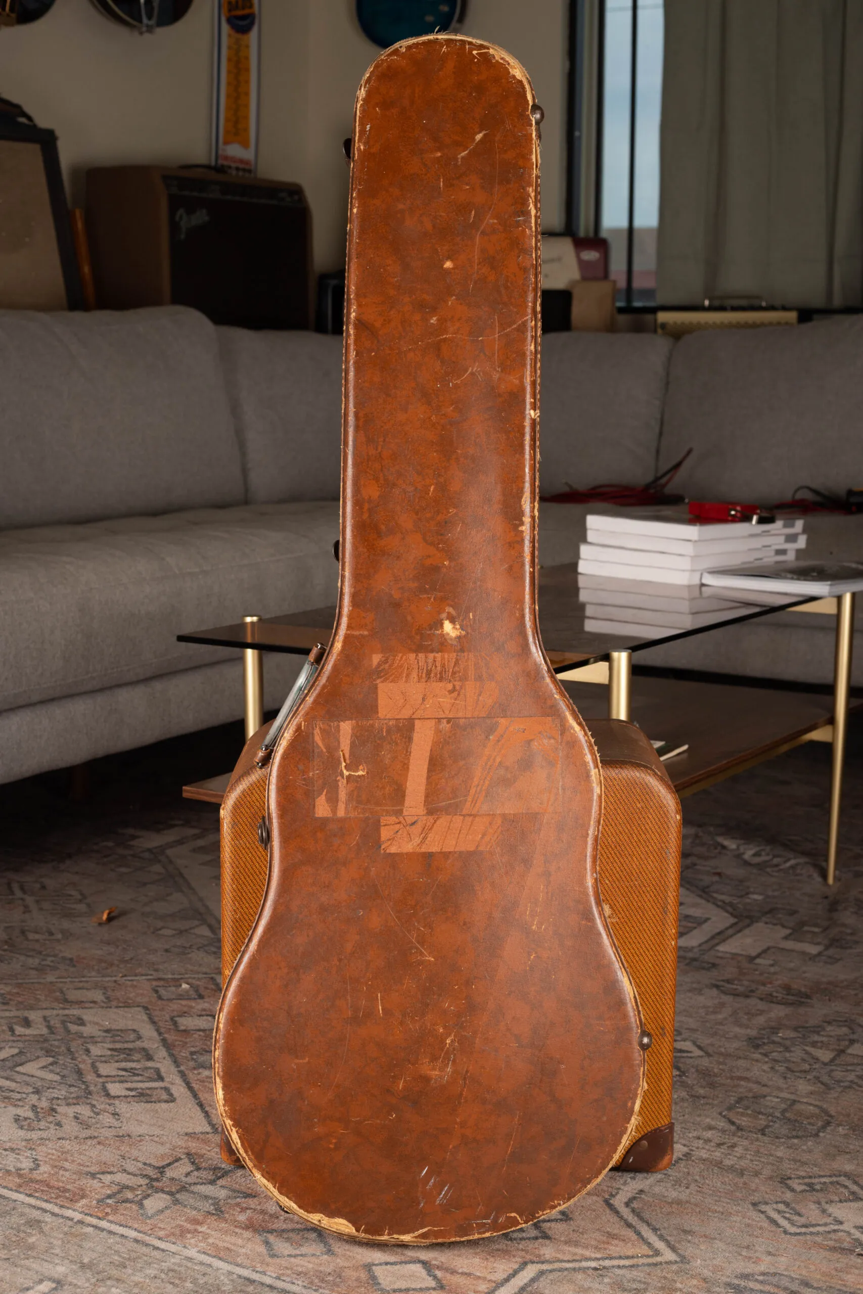1954 Gibson Les Paul Goldtop original Lifton hardshell case, brown exterior with pink or orange plush lining, four latches