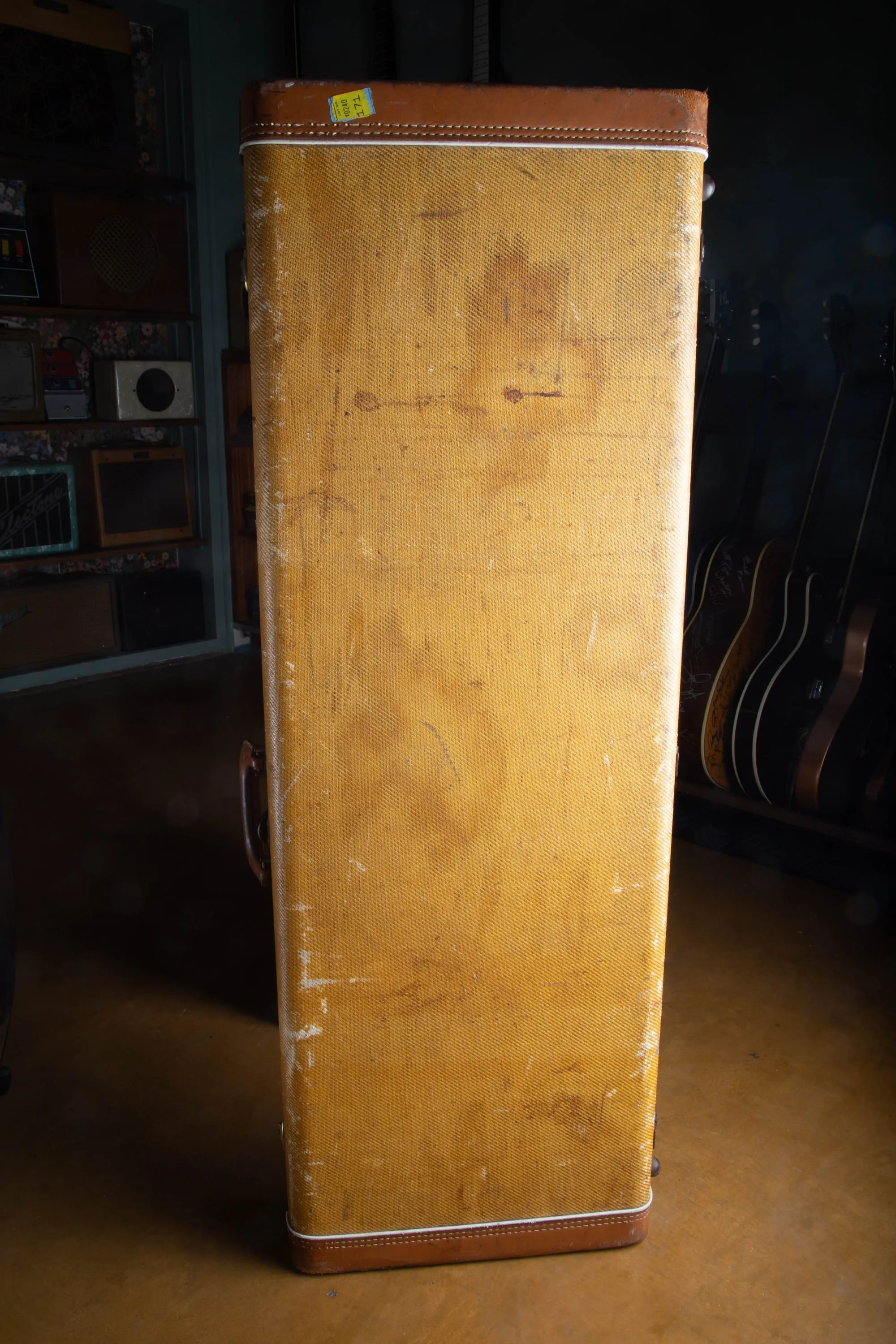Original tan tweed hardshell case exterior for a 1959 Fender Jazzmaster, the case covering correct for the earliest 1958 to 1959 examples