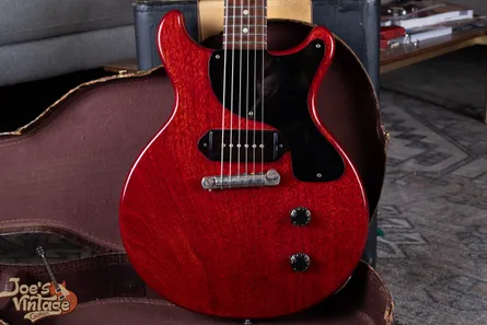 Double-cutaway 1959 Gibson Les Paul Junior in cherry