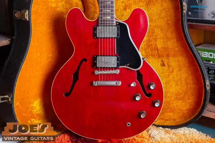 A 1962 Gibson ES-335 in Cherry finish. An example of the post war peak for Gibson electrics