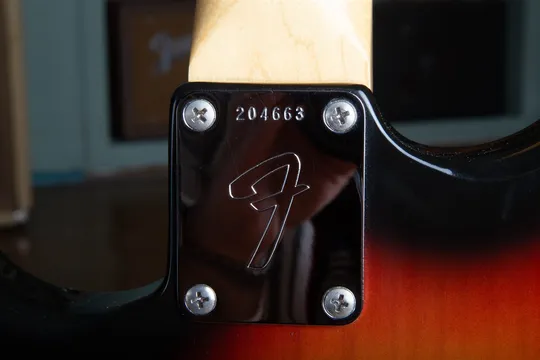 Serial number 204663 on the F plate of a 1967 Fender