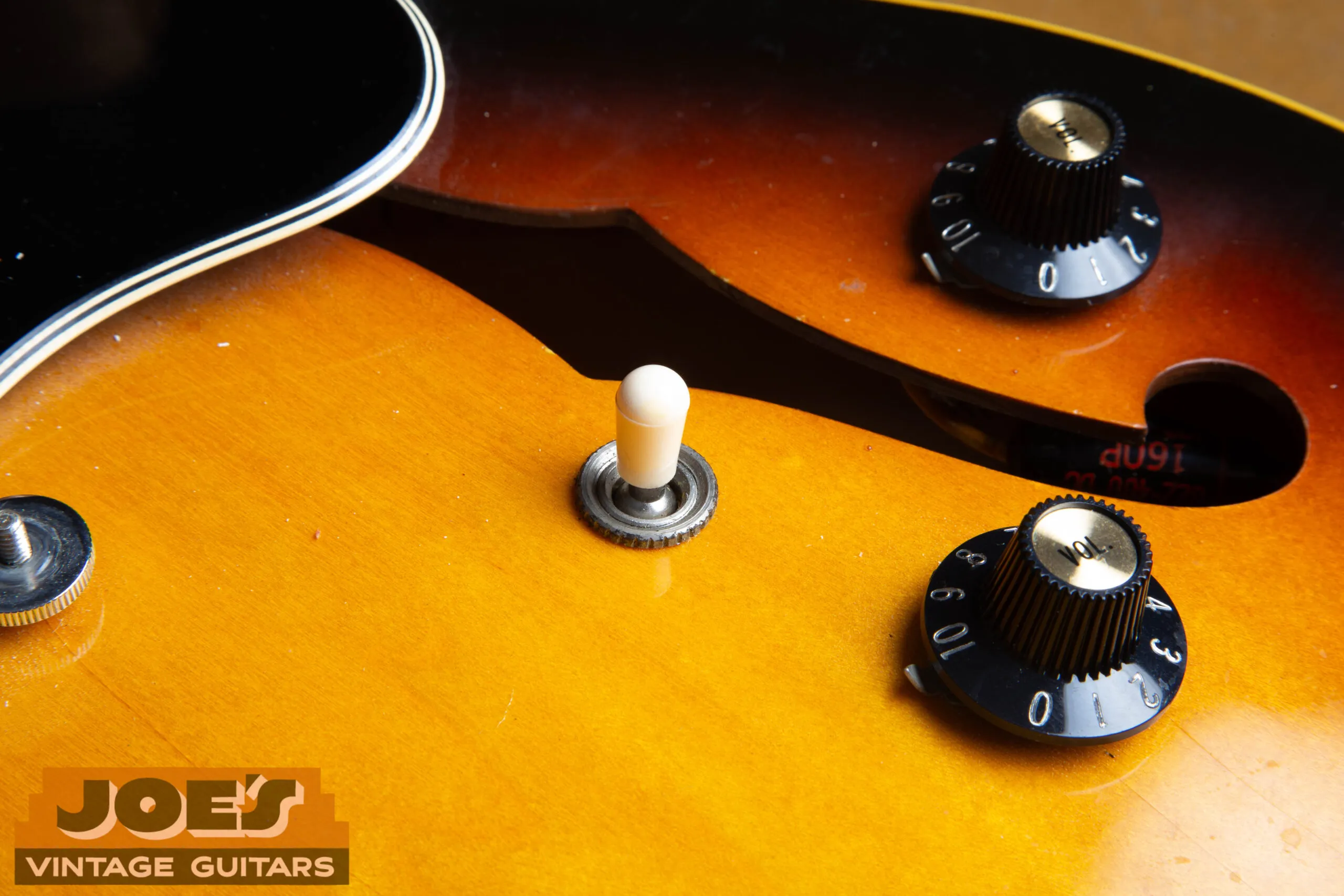 White toggle switch tip on a 1968 Gibson ES-335