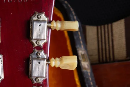 Double-ring Kluson tuner buttons with two raised rings around the base, used 1960 into the 1970s