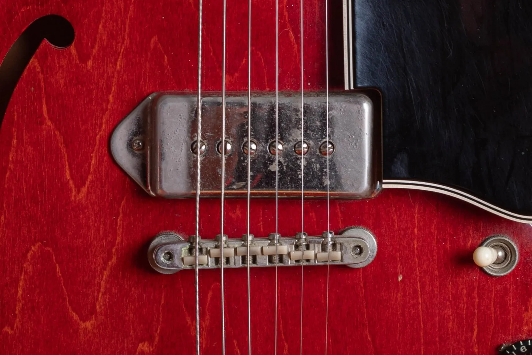 Nickel-plated dogear P-90 pickup cover on a late-1962 Gibson ES-330, a transitional specification